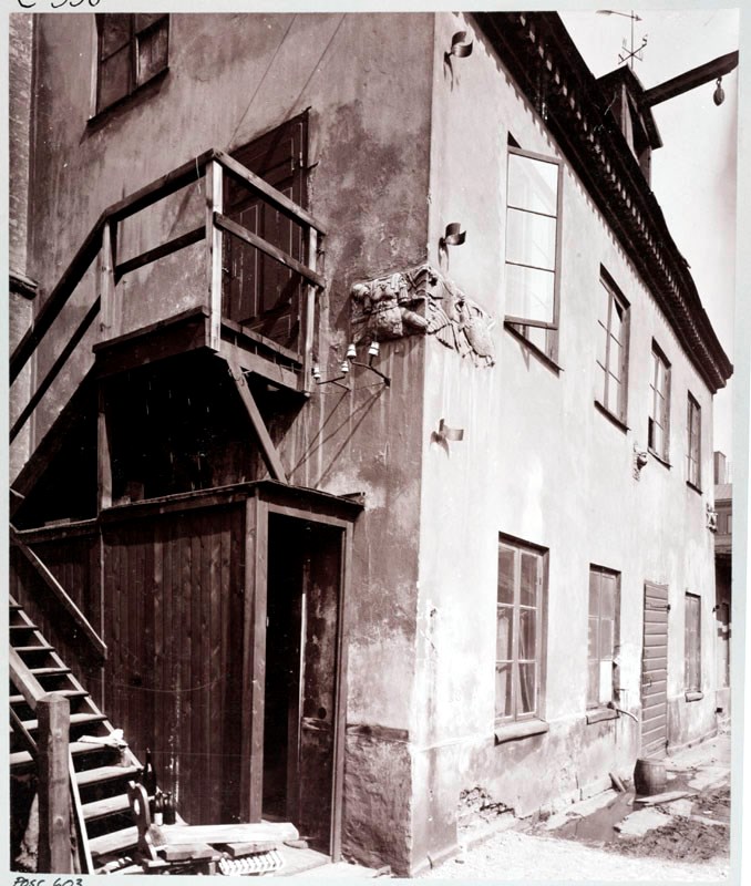 114d8594-c1a8-4924-9474-d8e4b9c18bb9