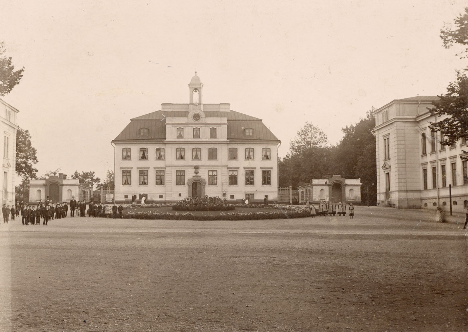 68d77a99-575b-4949-a7aa-353a95c93f69